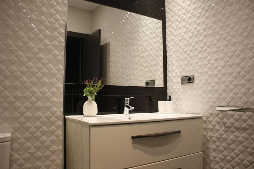 Taracea Suites Plaza Nueva Granada Luaran gambar
