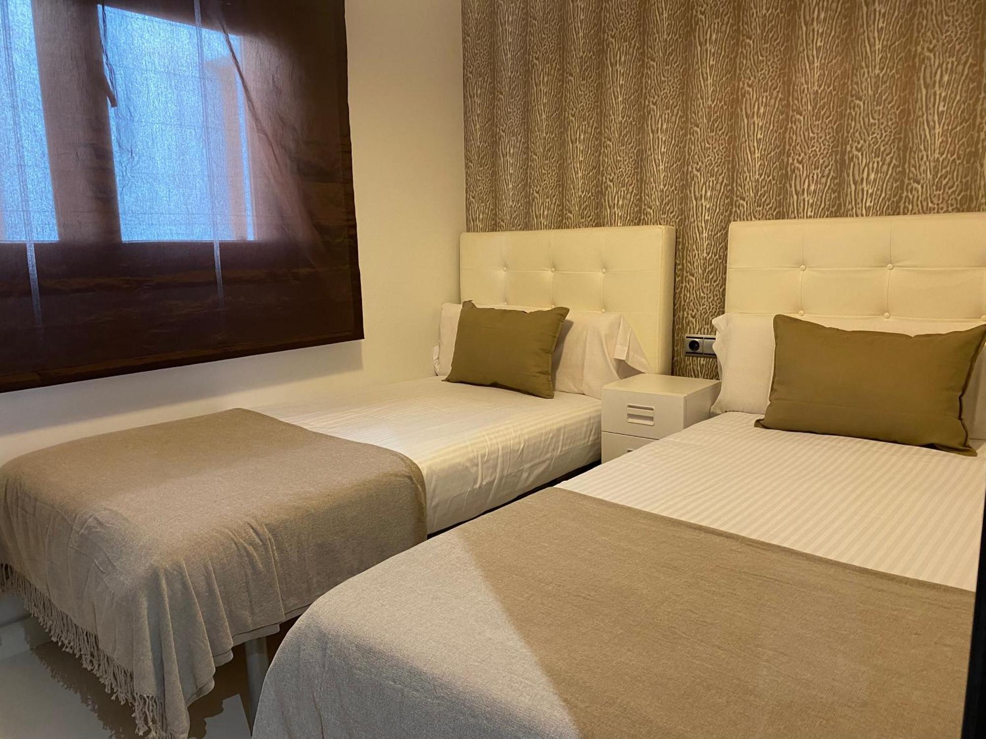 Taracea Suites Plaza Nueva Granada Luaran gambar